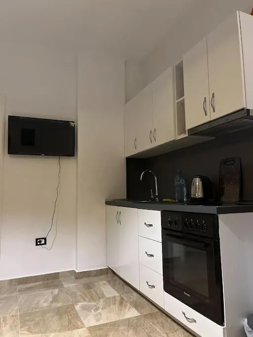 Magic Carpet In Shkembi I Kavajes . Self Check-In Apartment Durres